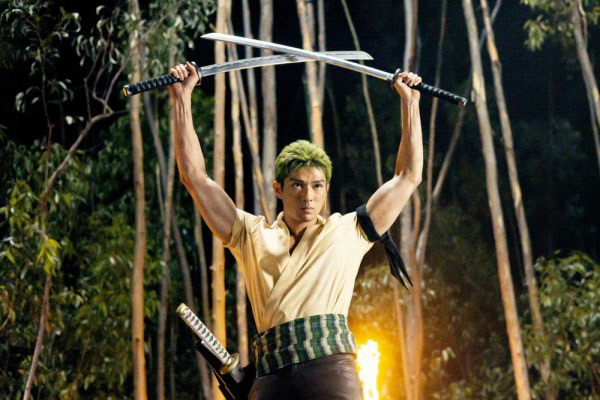 Arata Mackenyu as Roronoa Zoro