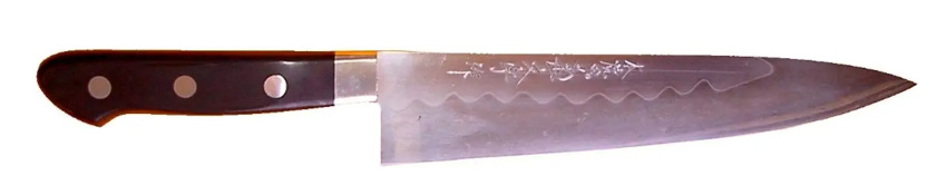 A gyu-tou knife from Kikuichimonji