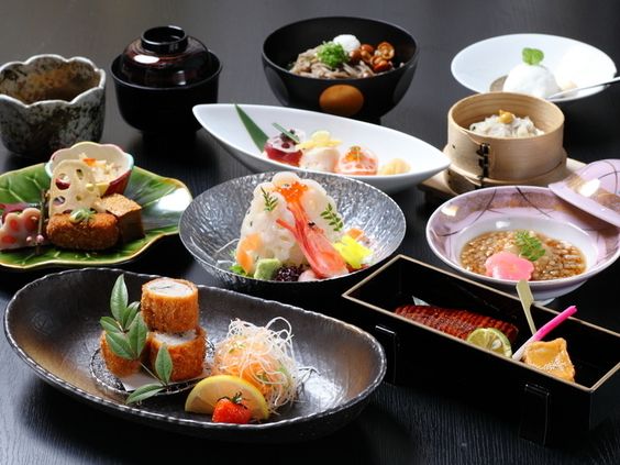 Close up image of a table with a common set of dishes served in a Japanese teishoku