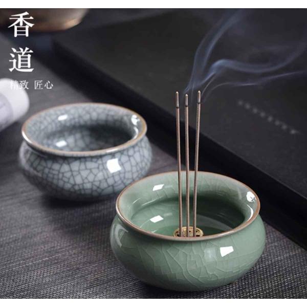 Incense holder with a bowl shape